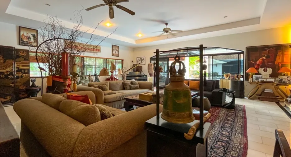 For sale 6 bedrooms house in Bang Lamung, Chonburi