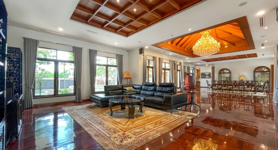 出售 5 卧室 独立屋 在 Sattahip, Chon Buri