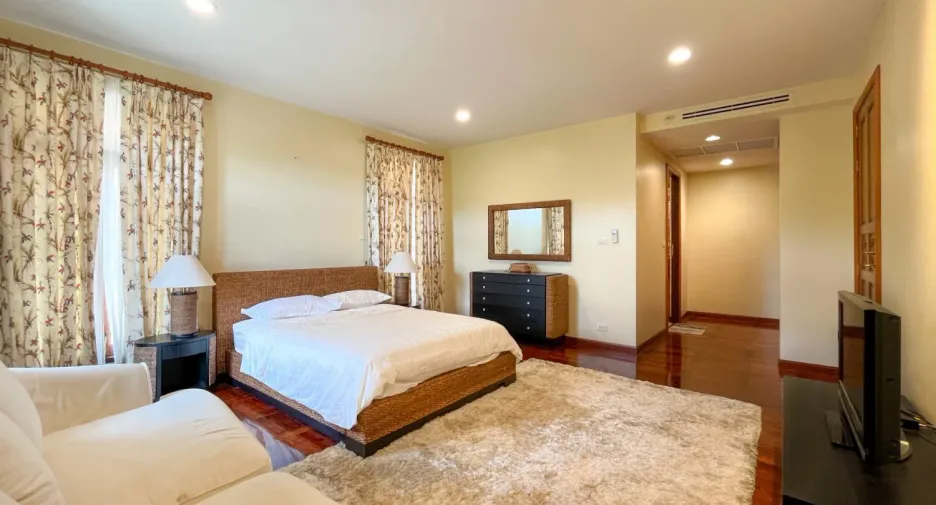 出售 5 卧室 独立屋 在 Sattahip, Chon Buri