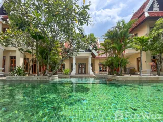 For sale 5 bedrooms house in Na Jomtien, Pattaya