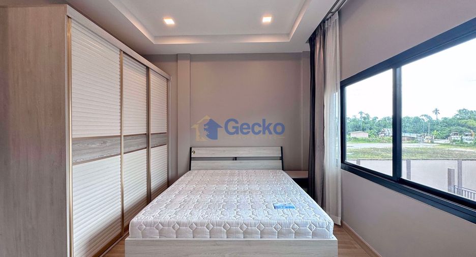 For rent 3 bedrooms house in Bang Lamung, Chonburi