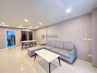 Haus zur Miete mit 3 Zimmer in Bang Lamung, Chonburi