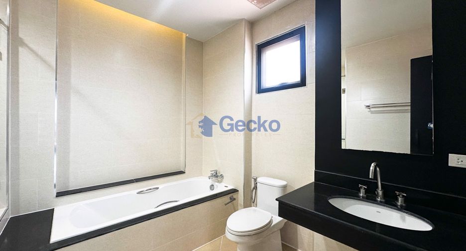 For rent and for sale 4 bedrooms house in Bang Lamung, Chonburi