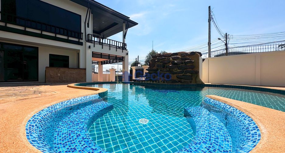 For rent and for sale 4 bedrooms house in Bang Lamung, Chonburi