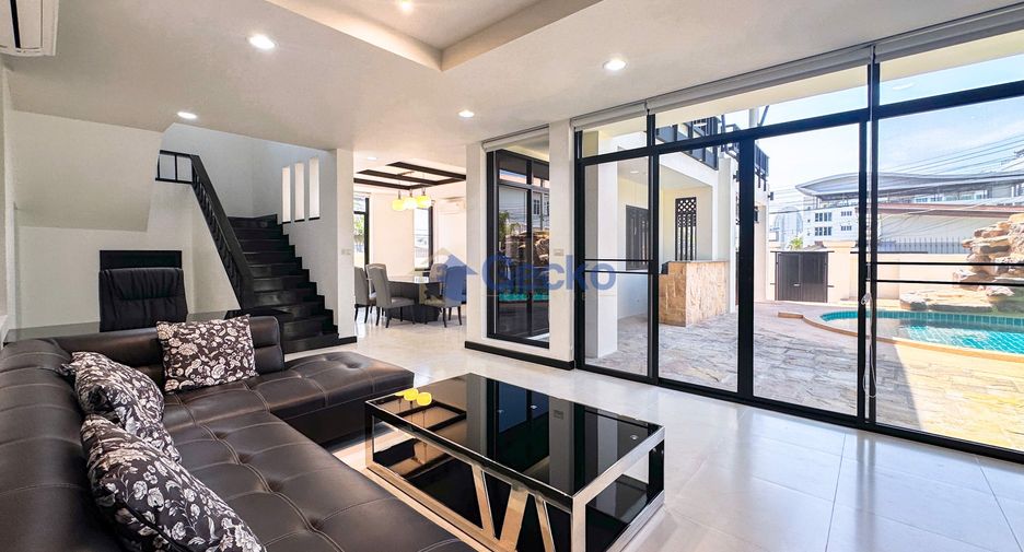 For rent and for sale 4 bedrooms house in Bang Lamung, Chonburi