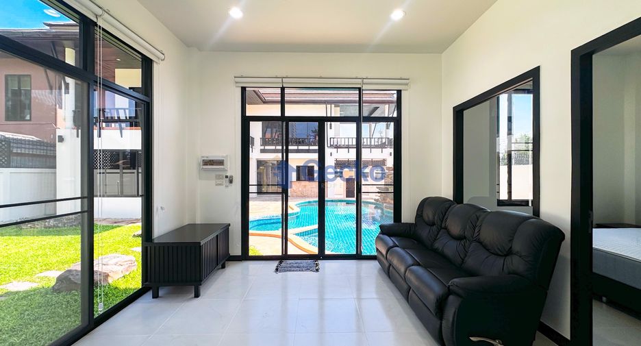For rent and for sale 4 bedrooms house in Bang Lamung, Chonburi