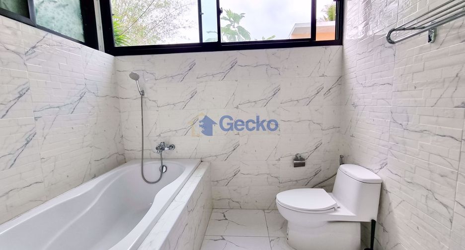 For rent and for sale 3 bedrooms house in Bang Lamung, Chonburi