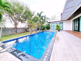 À louer et à vendre 3 chambres maison à Bang Lamung, Chonburi