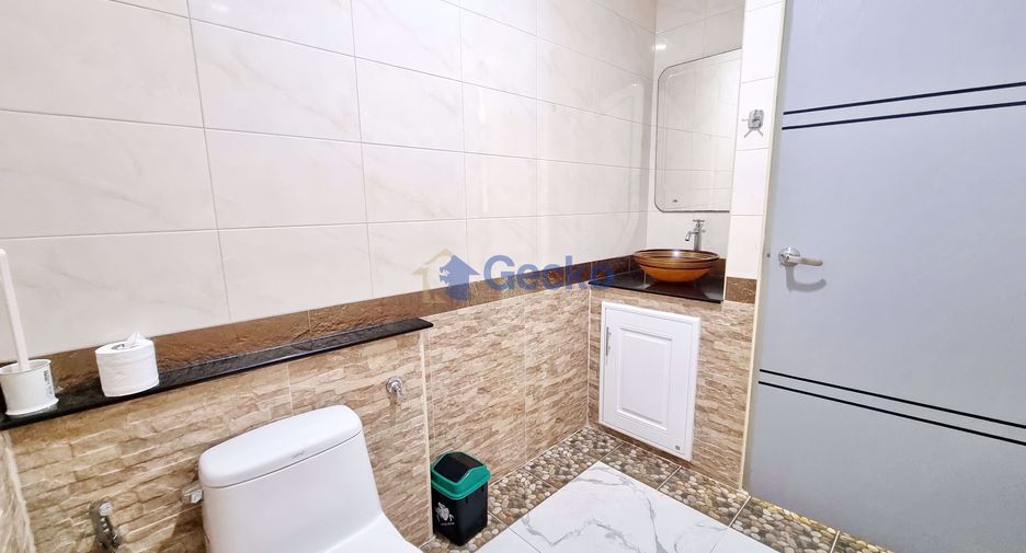 For rent and for sale 3 bedrooms house in Bang Lamung, Chonburi