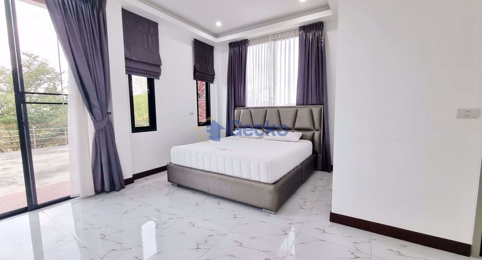 For rent and for sale 3 bedrooms house in Bang Lamung, Chonburi