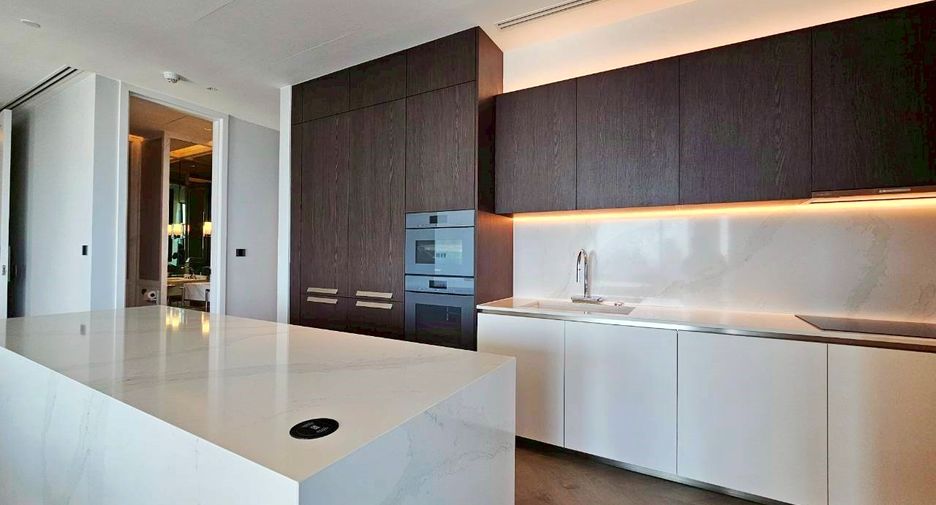 For rent and for sale 3 bedrooms condo in Sathon, Bangkok
