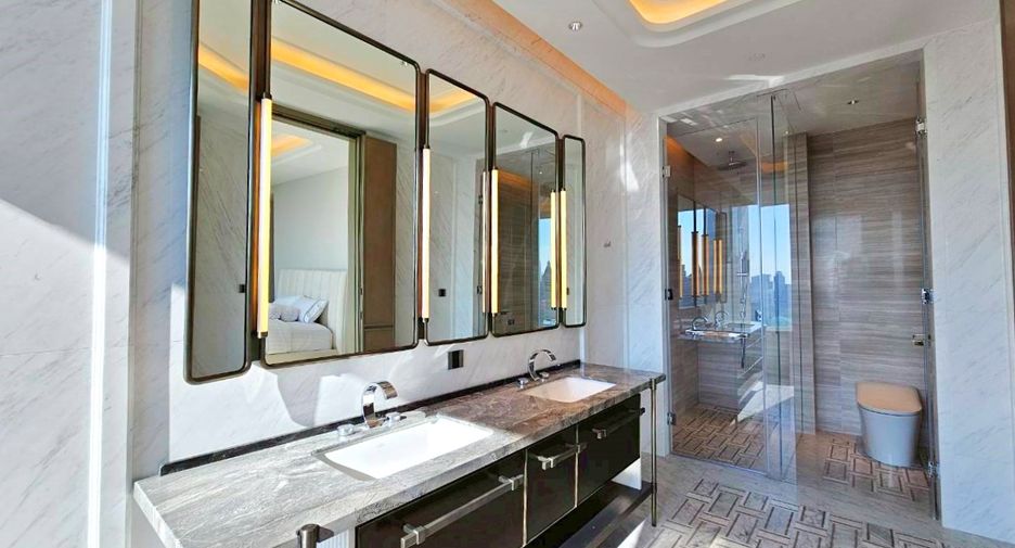 For rent and for sale 3 bedrooms condo in Sathon, Bangkok