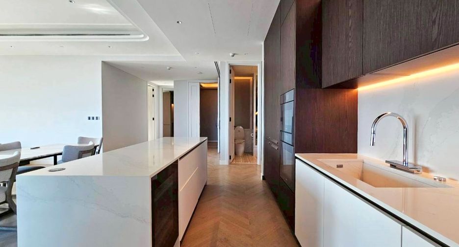 For rent and for sale 3 bedrooms condo in Sathon, Bangkok