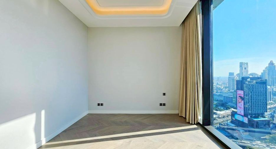 For rent and for sale 3 bedrooms condo in Sathon, Bangkok