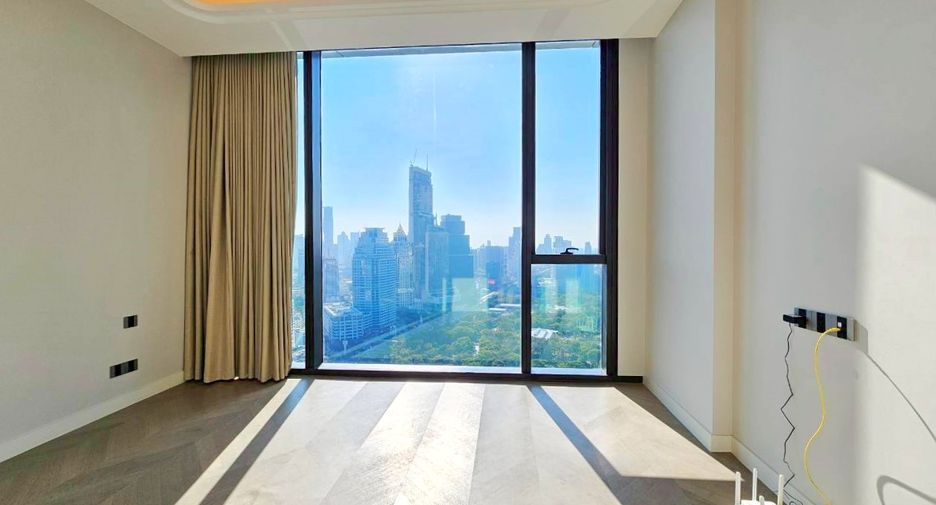 For rent and for sale 3 bedrooms condo in Sathon, Bangkok