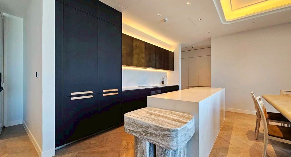 For rent and for sale 2 bedrooms condo in Sathon, Bangkok