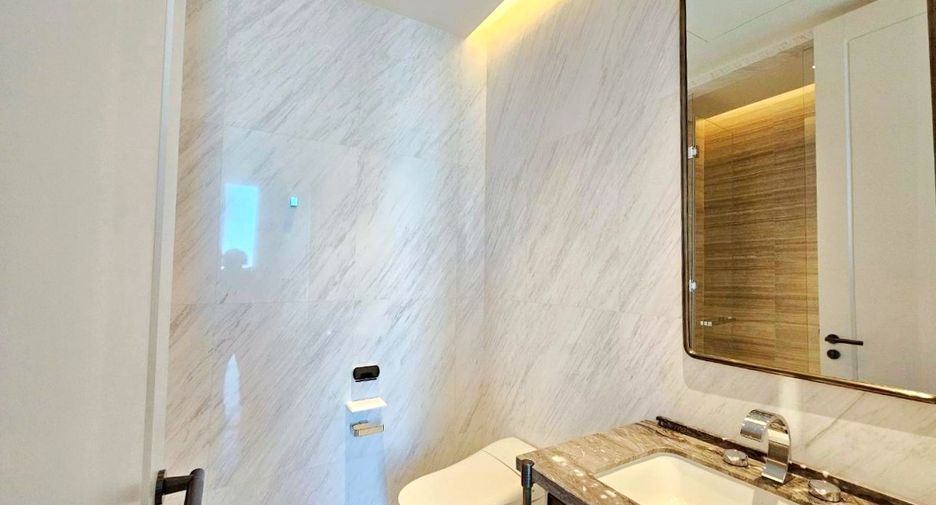 For rent and for sale 2 bedrooms condo in Sathon, Bangkok