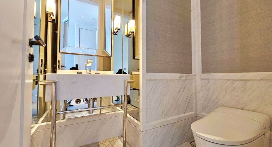 For rent and for sale 2 bedrooms condo in Sathon, Bangkok