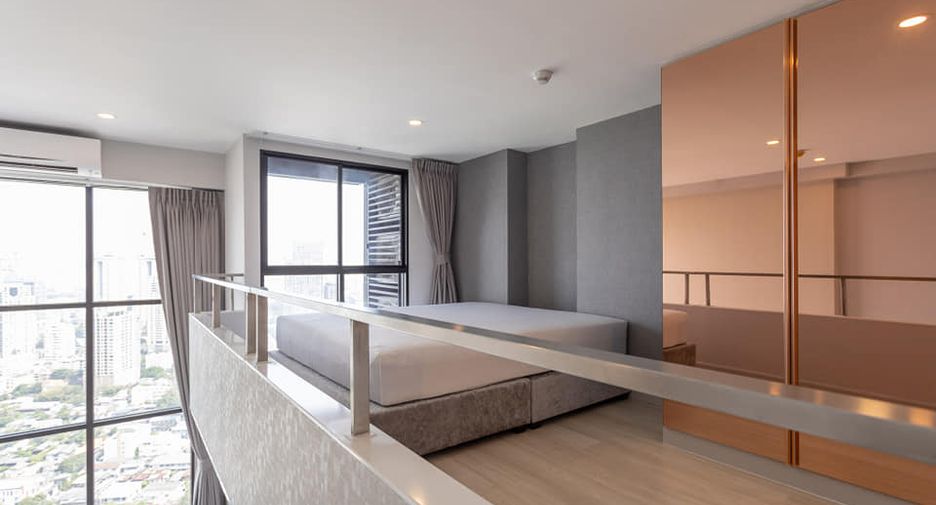 For rent and for sale 2 bedrooms condo in Sathon, Bangkok