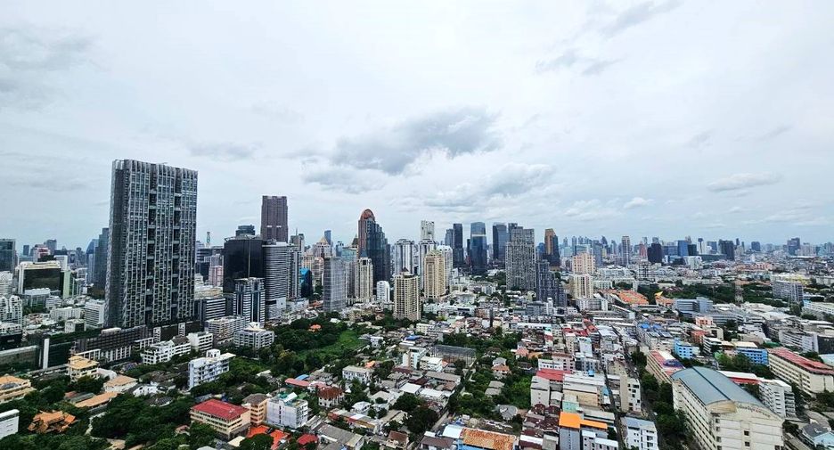 Wohnung zur Miete und zum Kauf mit 2 Zimmer in Sathon, Bangkok