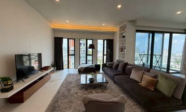 Condo en alquiler de 3 habitaciones en Watthana, Bangkok