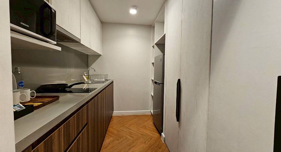 For rent 1 bed condo in Sathon, Bangkok