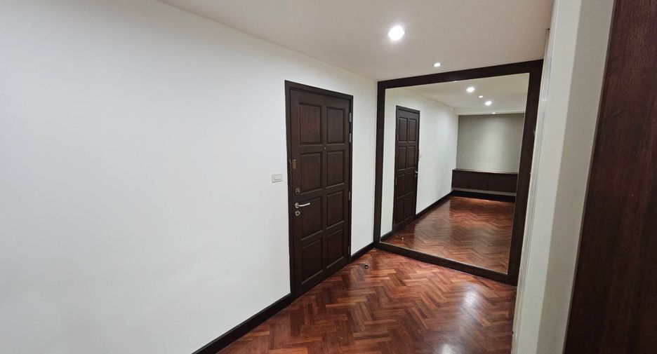 出租 2 卧室 公寓 在 Khlong Toei, 曼谷