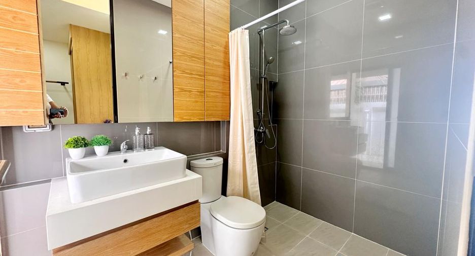 Casa en venta de 2 habitaciones en Bang Lamung, Chonburi