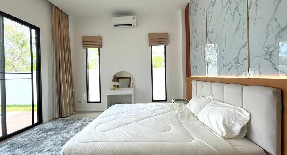 Haus zum Kauf mit 4 Zimmer in Bang Lamung, Chonburi