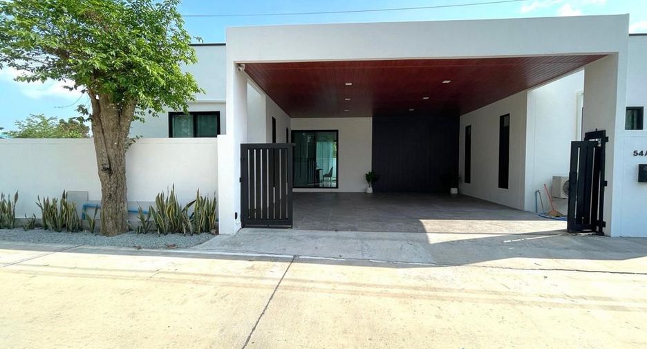 Haus zum Kauf mit 4 Zimmer in Bang Lamung, Chonburi