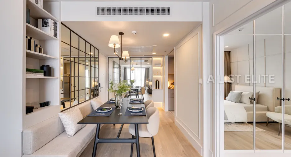 For sale 2 bedrooms condo in Sathon, Bangkok