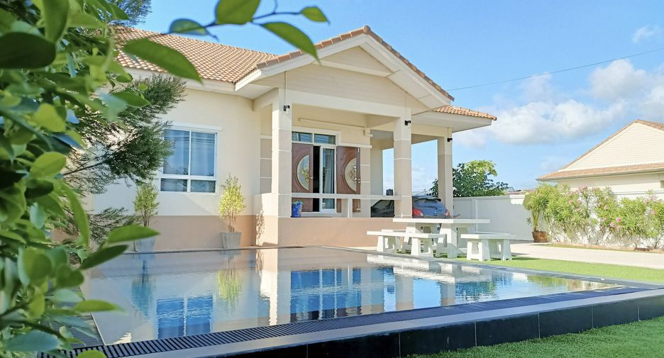 For rent 3 bedrooms house in Sattahip, Chonburi
