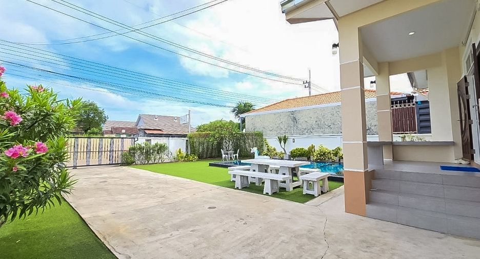 For rent 3 bedrooms house in Sattahip, Chonburi