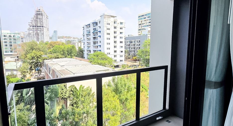 For sale 1 Beds condo in Bang Lamung, Chonburi