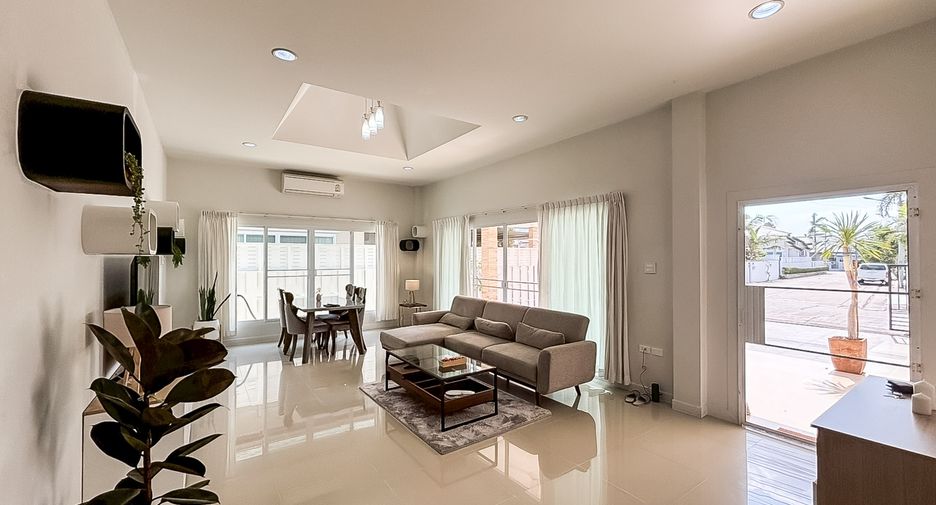 For rent 3 bedrooms house in Bang Lamung, Chonburi
