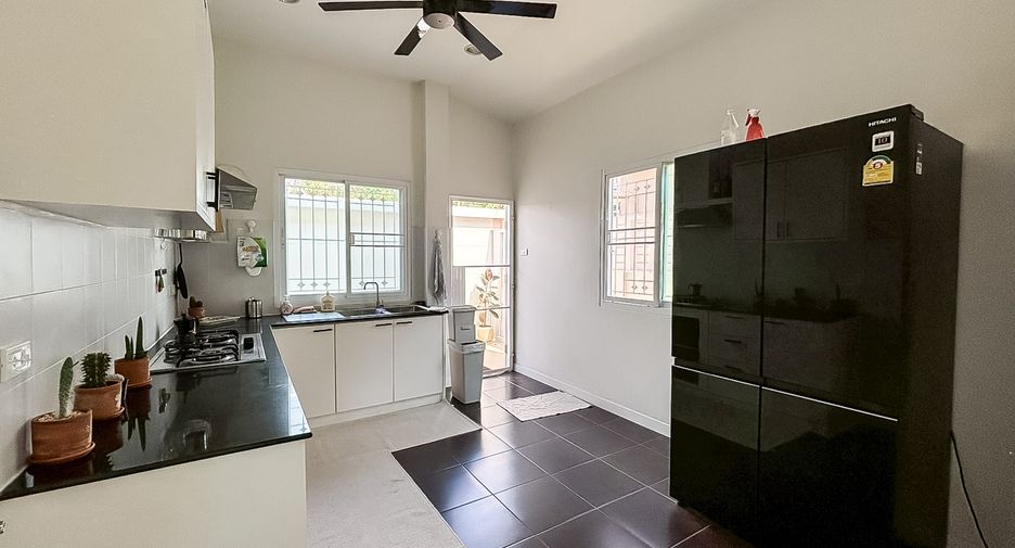 For rent 3 bedrooms house in Bang Lamung, Chonburi