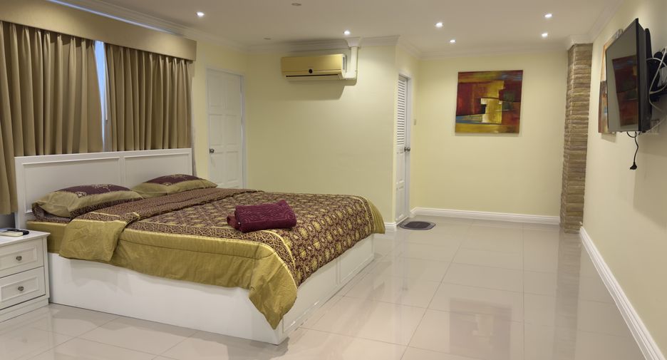 For rent 2 bedrooms condo in Bang Lamung, Chonburi
