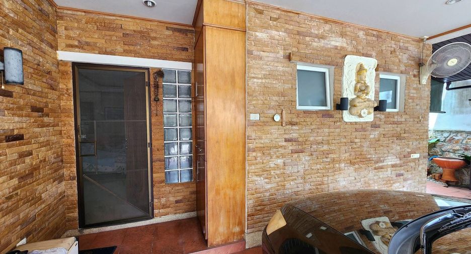出售 3 卧室 独立屋 在 Bang Lamung, Chon Buri