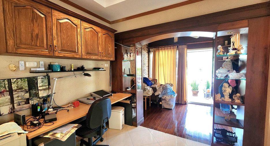 出售 3 卧室 独立屋 在 Bang Lamung, Chon Buri