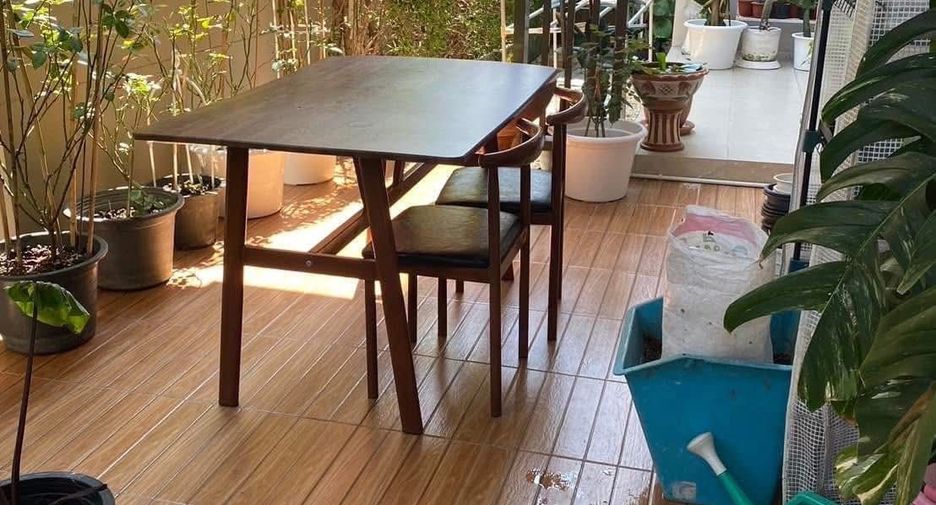 For sale 5 bedrooms house in Sattahip, Chonburi