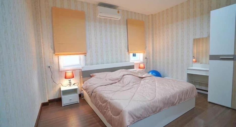 For sale 5 bedrooms house in Sattahip, Chonburi