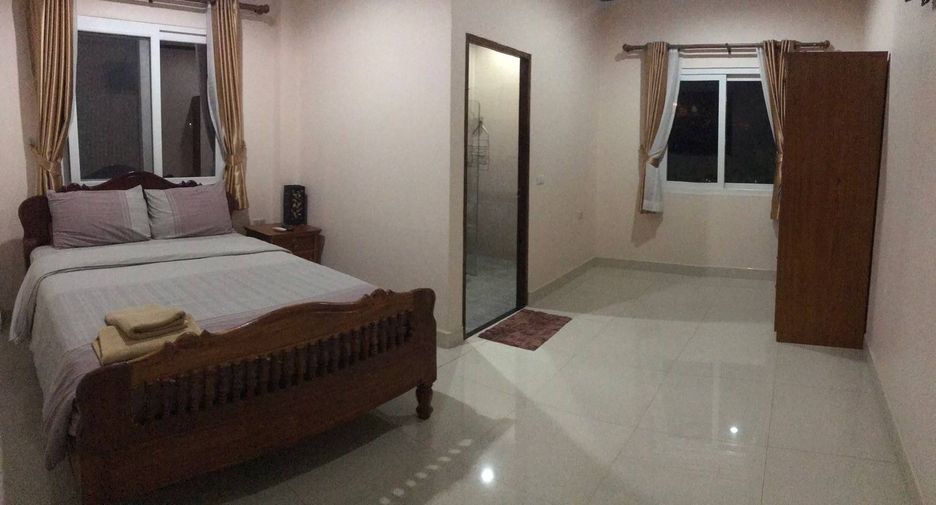 For sale 5 bedrooms house in Bang Lamung, Chonburi
