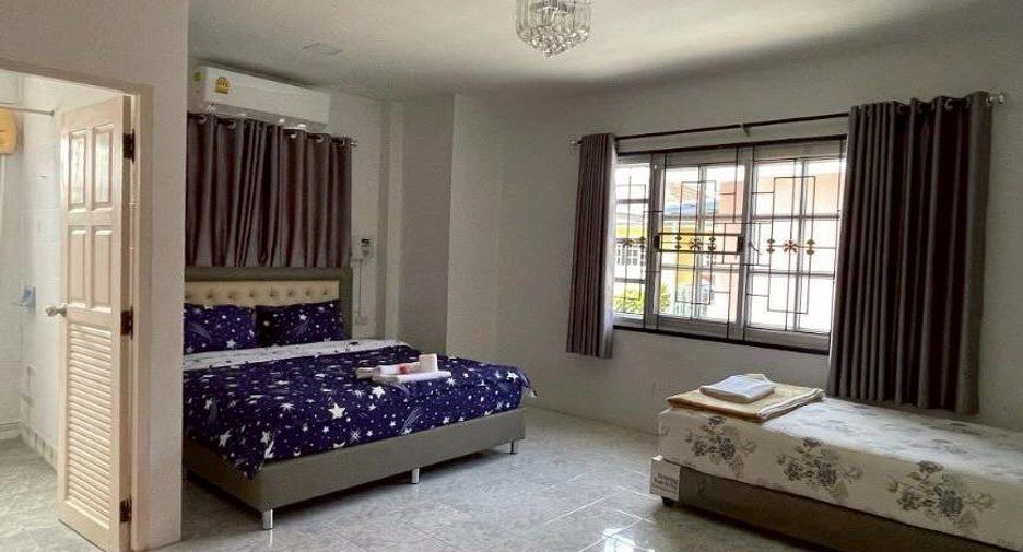 Haus zur Miete mit 6 Zimmer in Bang Lamung, Chonburi