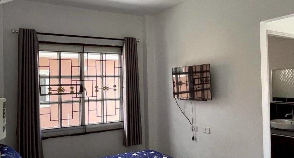 Haus zur Miete mit 6 Zimmer in Bang Lamung, Chonburi