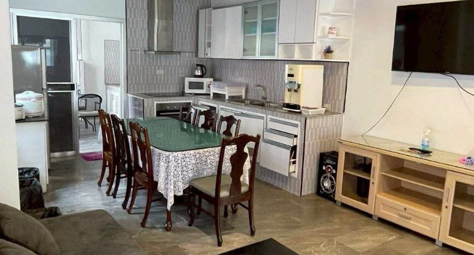 Haus zur Miete mit 6 Zimmer in Bang Lamung, Chonburi
