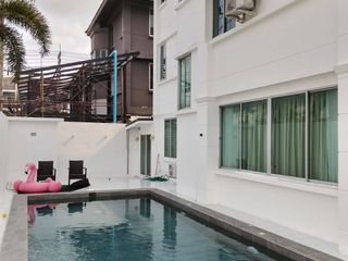 Haus zur Miete mit 5 Zimmer in Bang Lamung, Chonburi