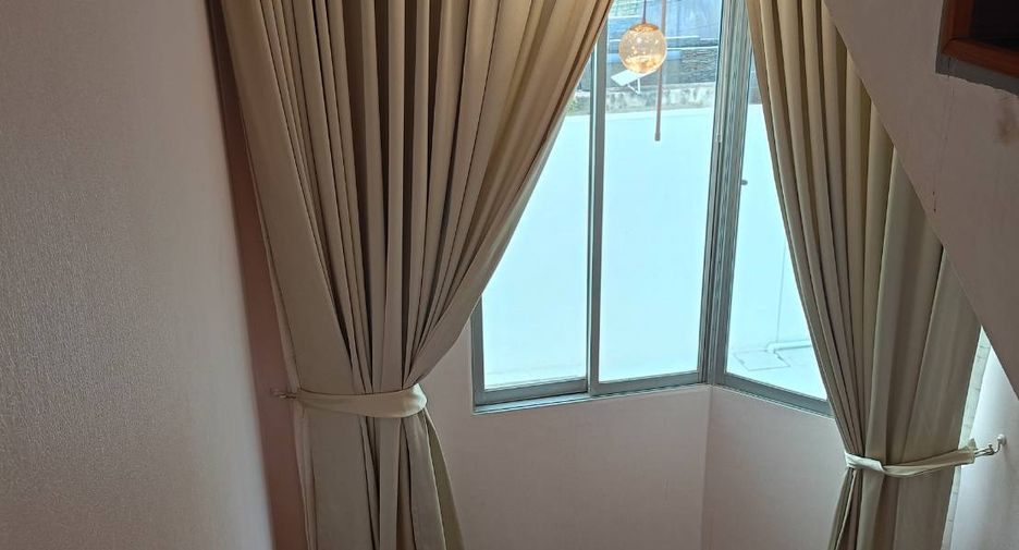 À vendre 5 chambres maison à Bang Lamung, Chonburi