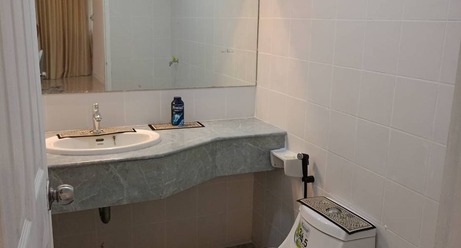 À vendre 5 chambres maison à Bang Lamung, Chonburi
