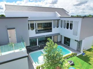 Haus zur Miete mit 5 Zimmer in Bang Lamung, Chonburi