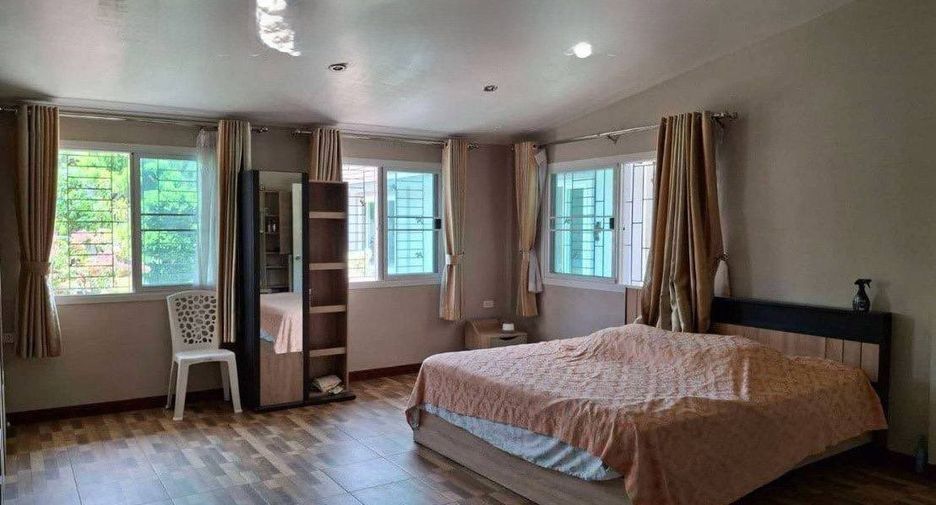 Продажа 5 спальни дом в Саттахип, Чонбури